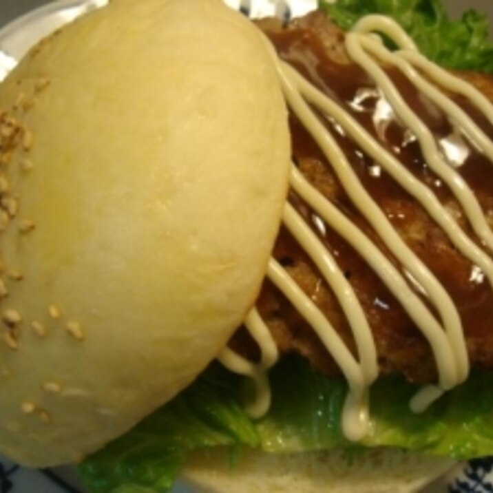 自家製パテでテリヤキバーガー